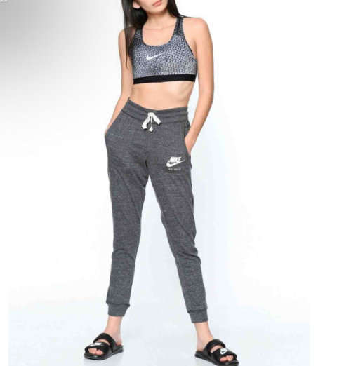 Nike 883731 store